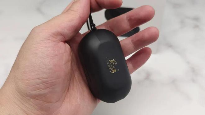 买的降噪耳机品牌榜单！爱游戏体育无线年值得购(图7)