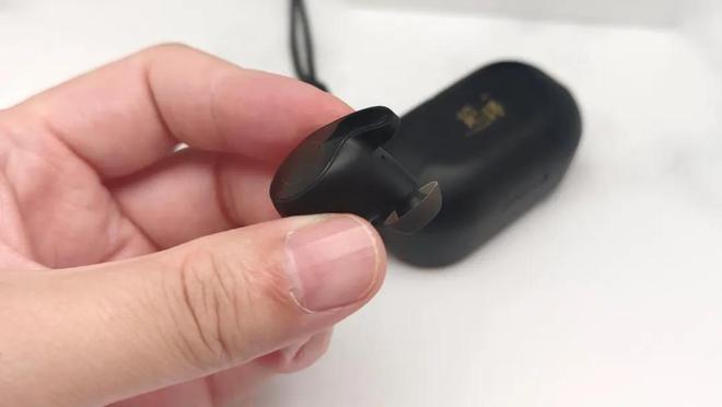 买的降噪耳机品牌榜单！爱游戏体育无线年值得购(图10)