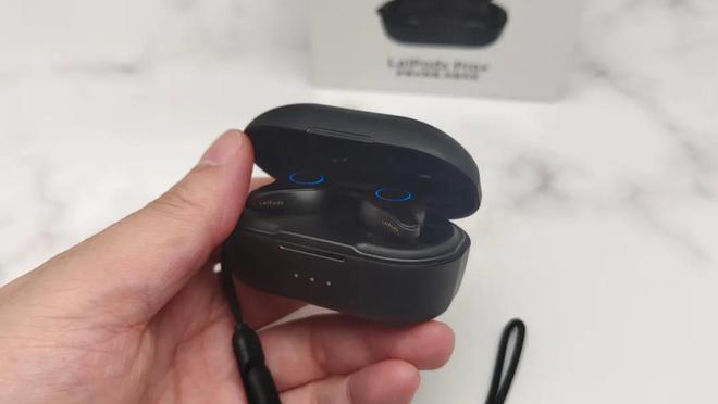 买的降噪耳机品牌榜单！爱游戏体育无线年值得购(图2)